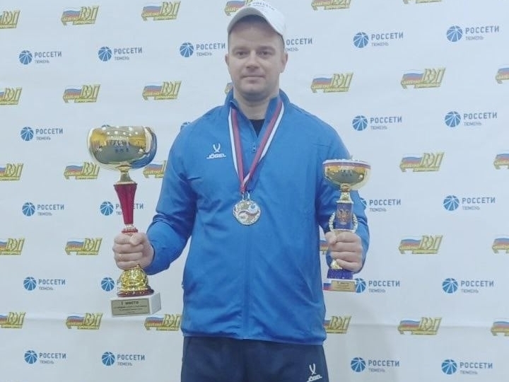 Конкурс «Самый спортивный папа!» Номинация «Мой папа - чемпион» Воспитаник: Манёнок Харитон Иванович Папа: Манёнок Иван Александрович 1 корпус д/с 25 «Родничок», группа N7 #самыйспортивныйпапародничок25